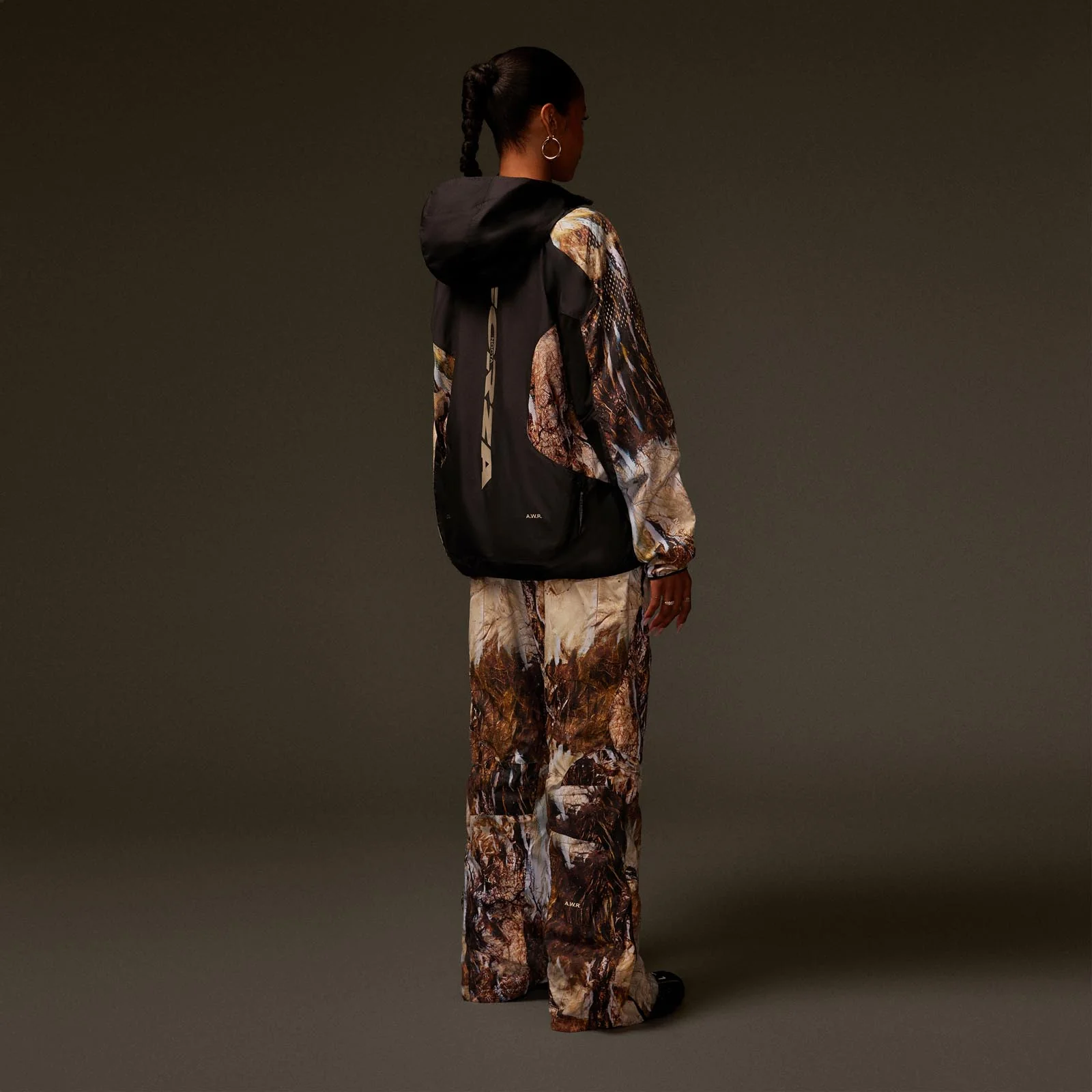 Mountain View Pullover - Image 4