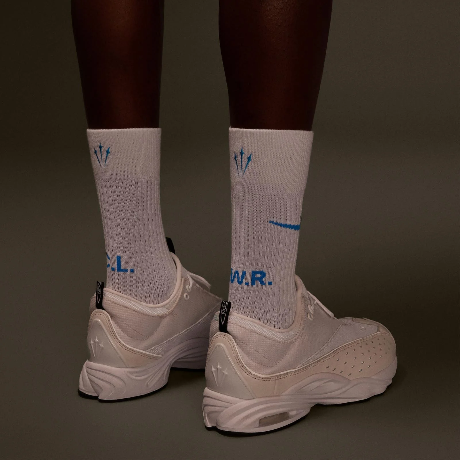Run Crew Socks 3 Pack - Image 11